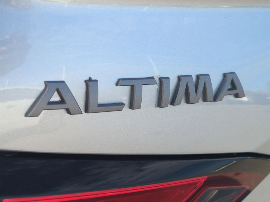 Thumbnail: 2024 Nissan Altima - 25