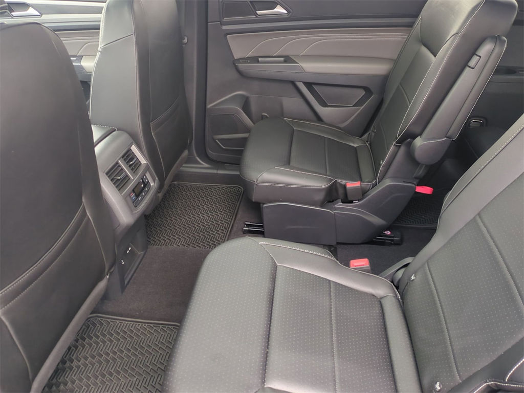 Thumbnail: 2021 Volkswagen Atlas - 12