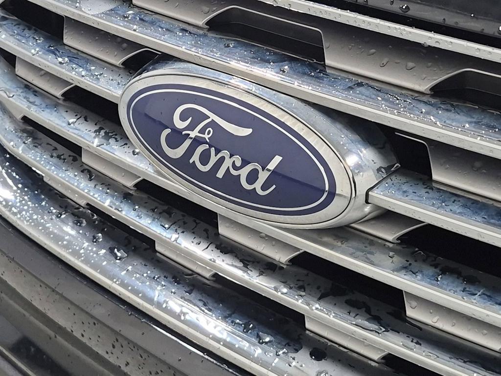 Thumbnail: 2020 Ford Edge - 7