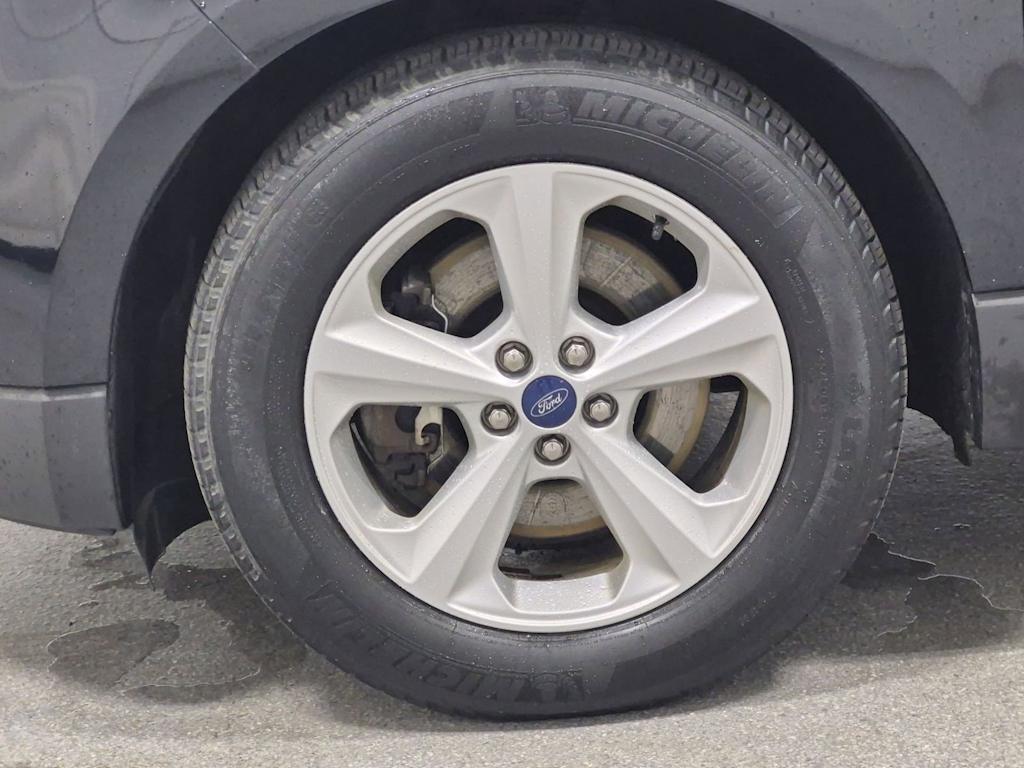Thumbnail: 2020 Ford Edge - 8