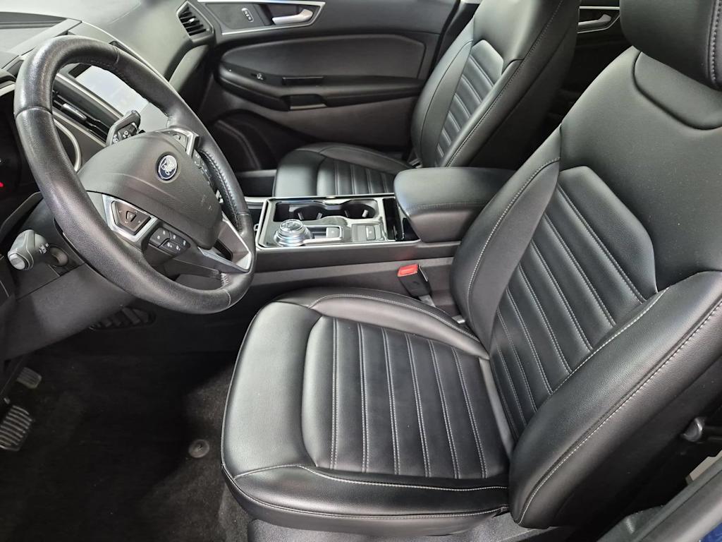 Thumbnail: 2020 Ford Edge - 10