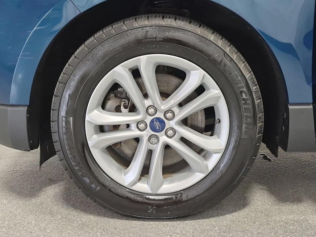 Thumbnail: 2020 Ford Edge - 8