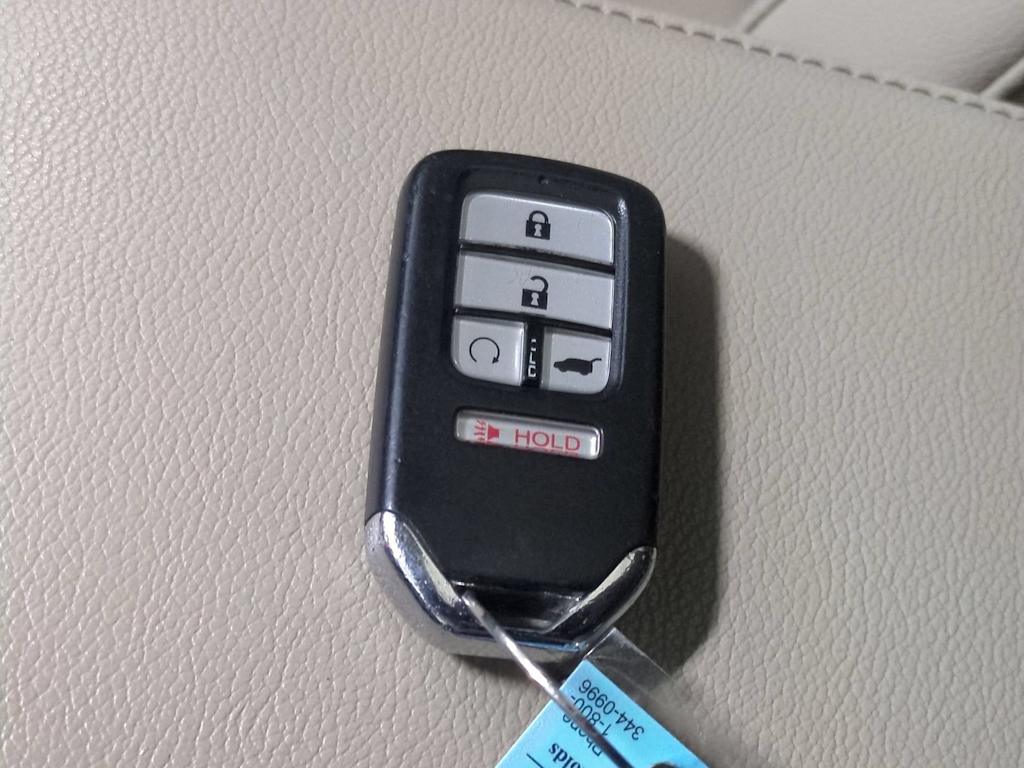 Thumbnail: 2018 Honda CR-V - 17