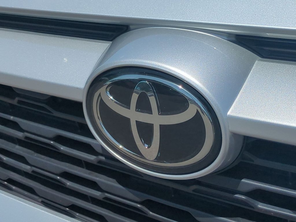 Thumbnail: 2019 Toyota RAV4 - 7