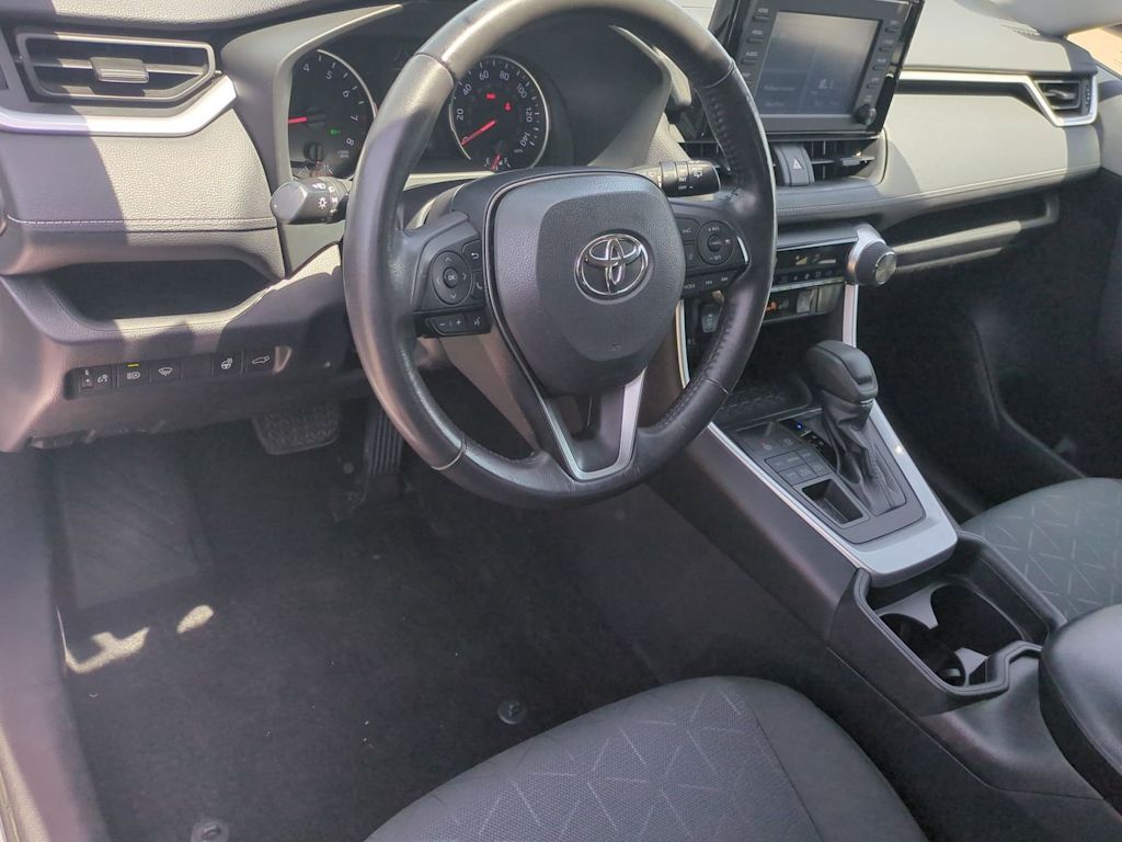 Thumbnail: 2019 Toyota RAV4 - 2