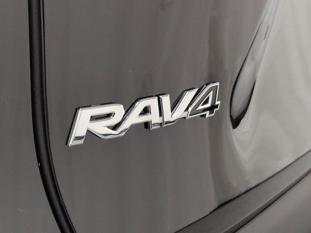 Thumbnail: 2025 Toyota RAV4 - 23