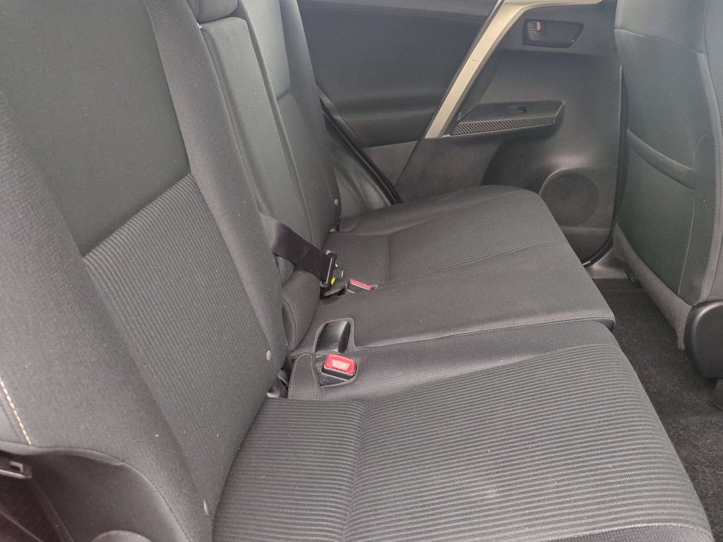 Thumbnail: 2013 Toyota RAV4 - 28