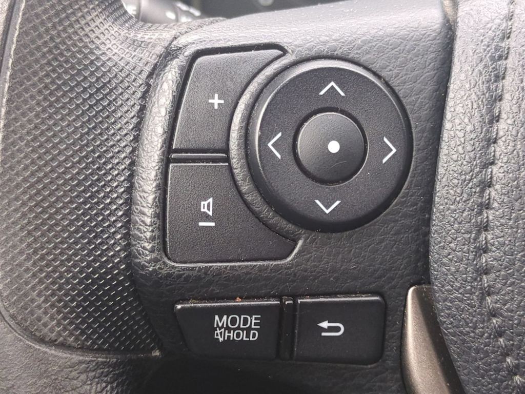 Thumbnail: 2013 Toyota RAV4 - 30