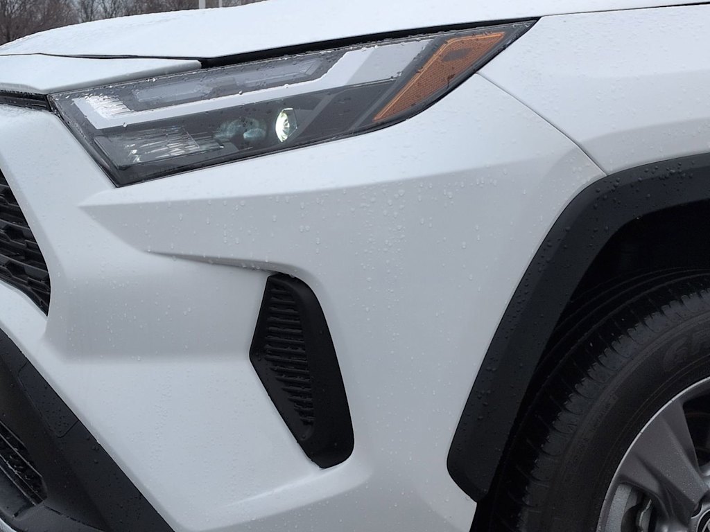 Thumbnail: 2025 Toyota RAV4 - 24