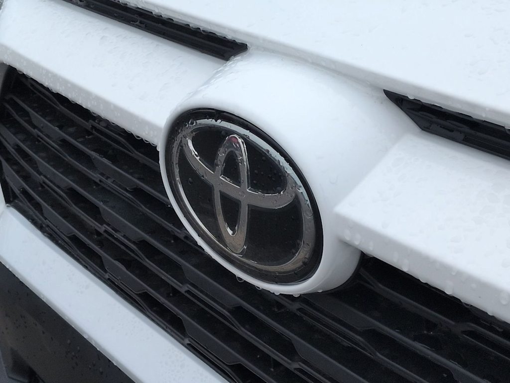 Thumbnail: 2025 Toyota RAV4 - 7