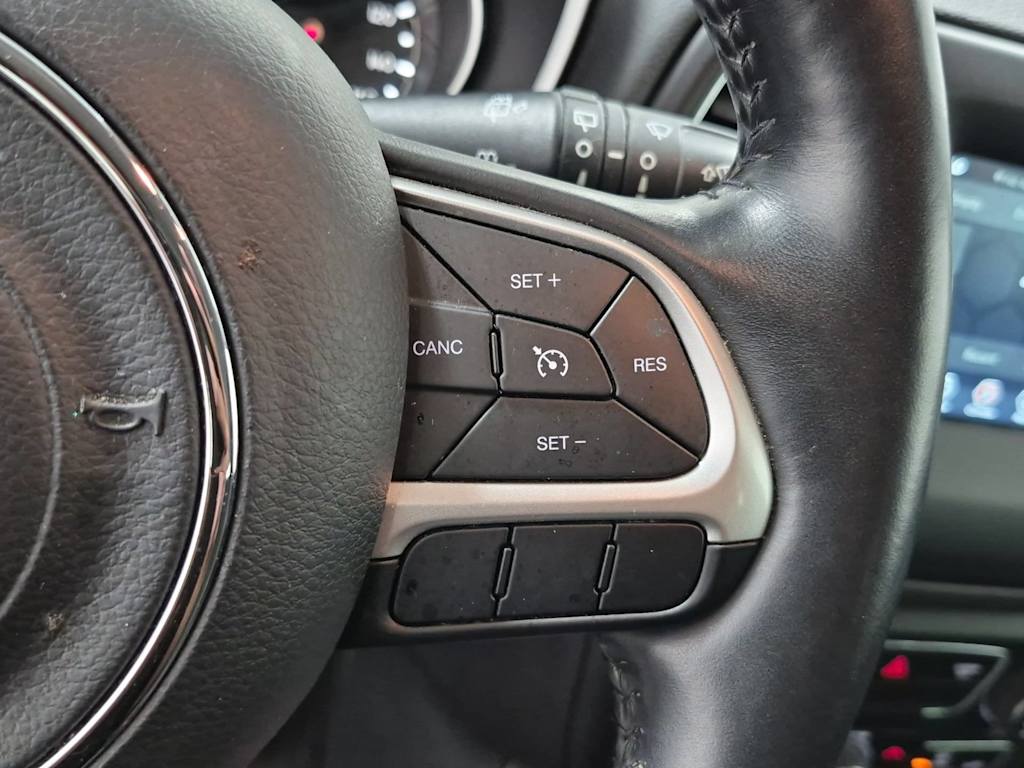 Thumbnail: 2018 Jeep Compass - 31