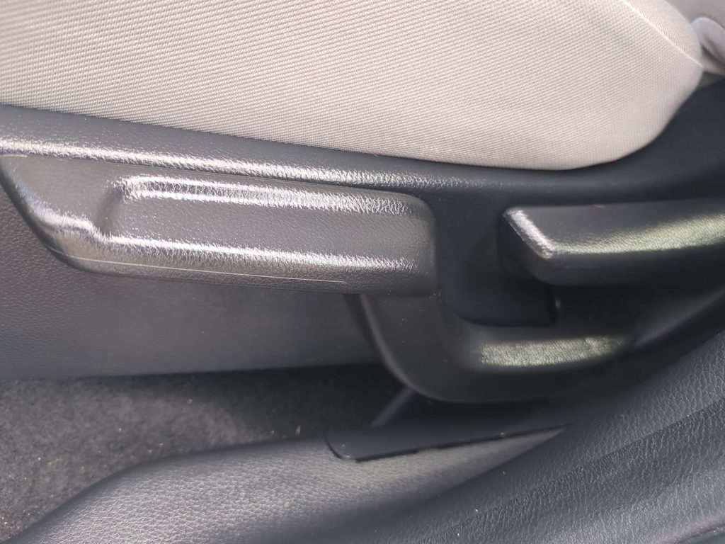 Thumbnail: 2016 Honda HR-V - 26