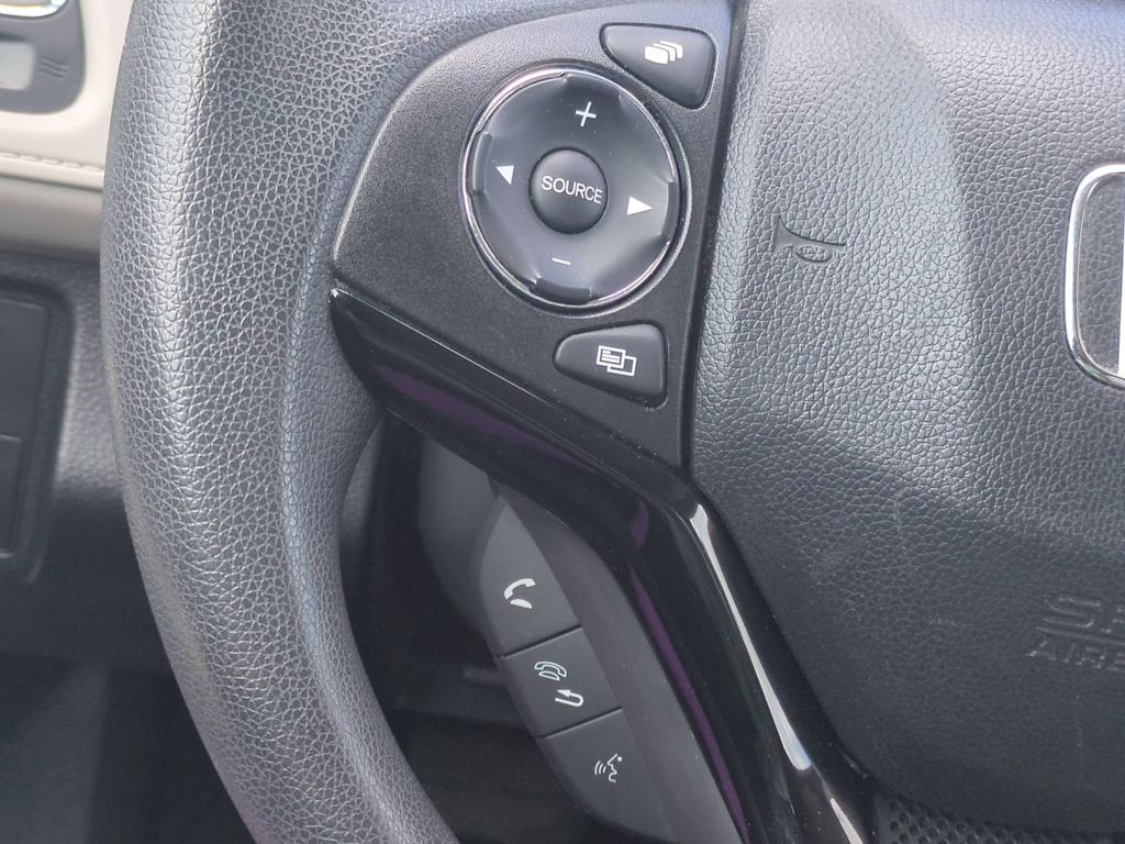 Thumbnail: 2016 Honda HR-V - 31