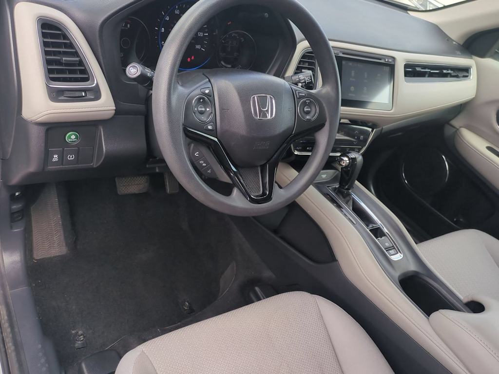Thumbnail: 2016 Honda HR-V - 2