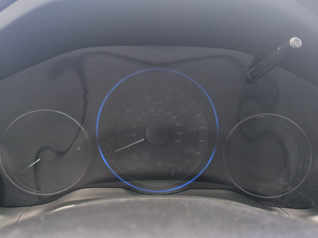 Thumbnail: 2016 Honda HR-V - 16