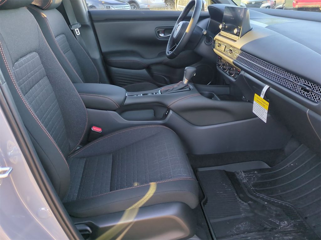 Thumbnail: 2025 Honda HR-V - 11