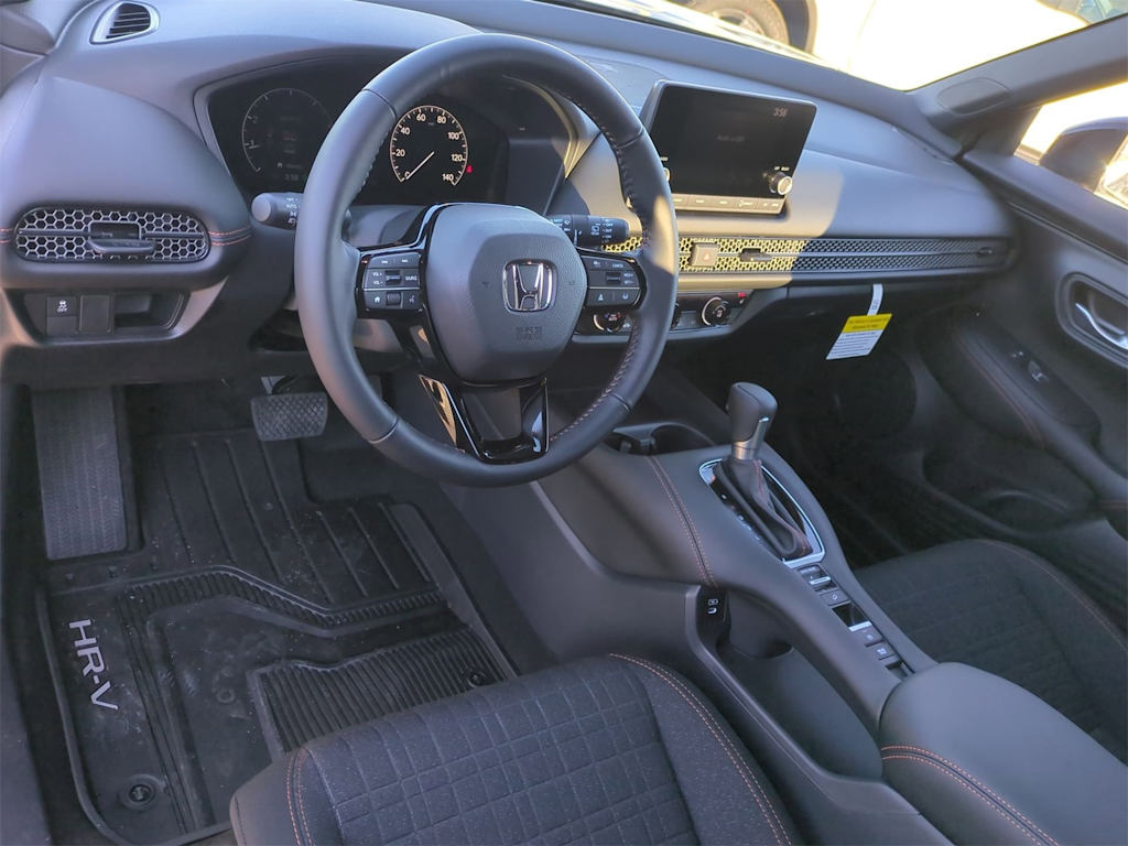 Thumbnail: 2025 Honda HR-V - 2