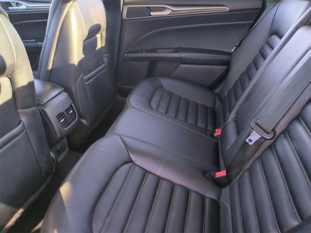 Thumbnail: 2019 Ford Fusion - 27