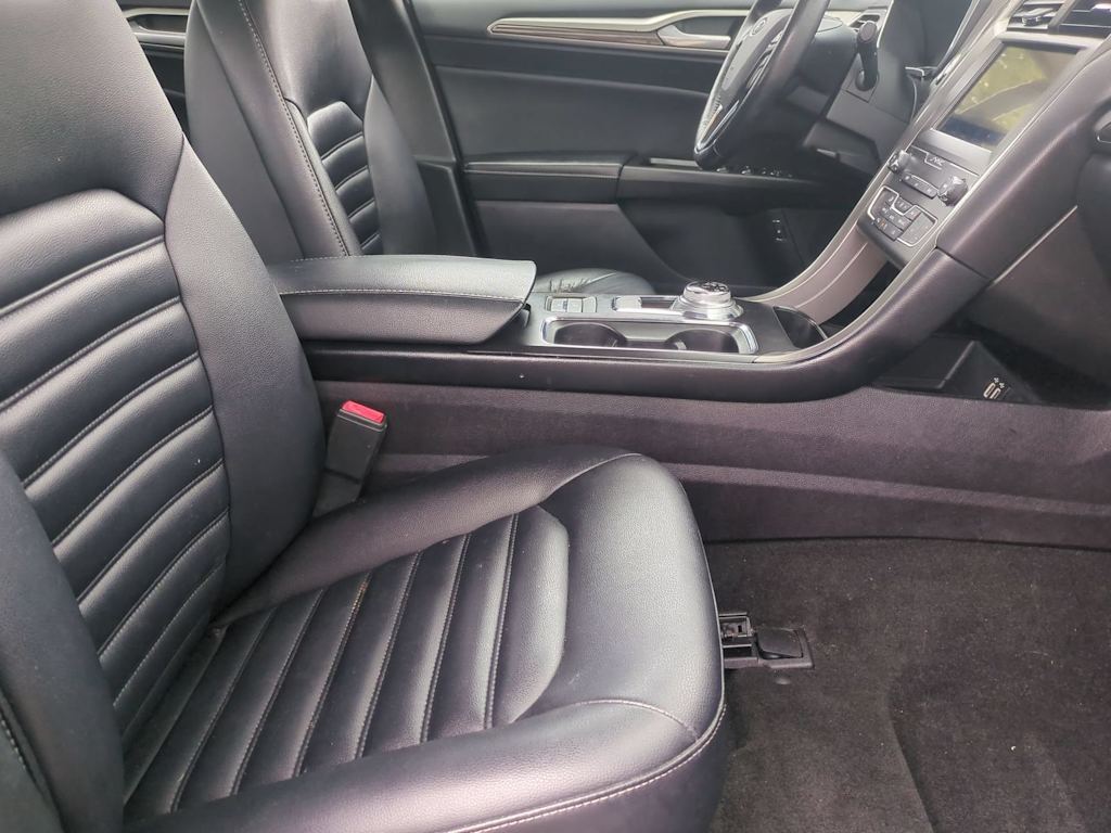Thumbnail: 2019 Ford Fusion - 11
