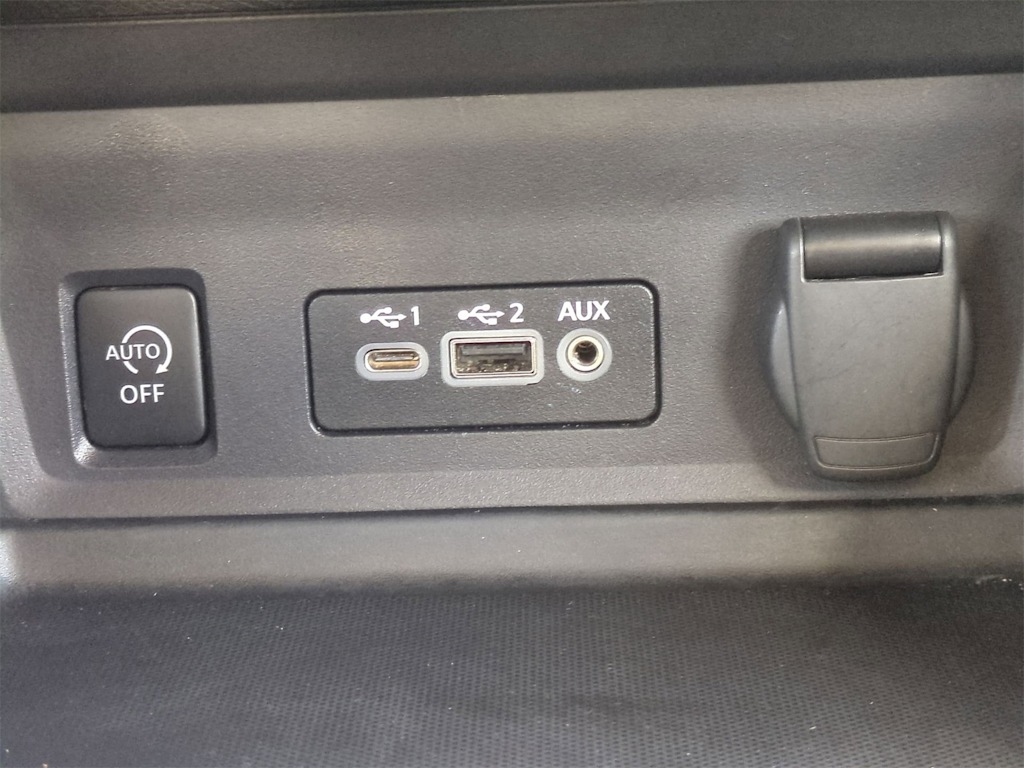 Thumbnail: 2024 Nissan Sentra - 34