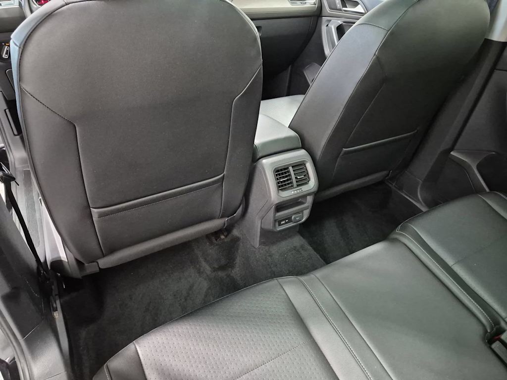 Thumbnail: 2019 Volkswagen Tiguan - 12