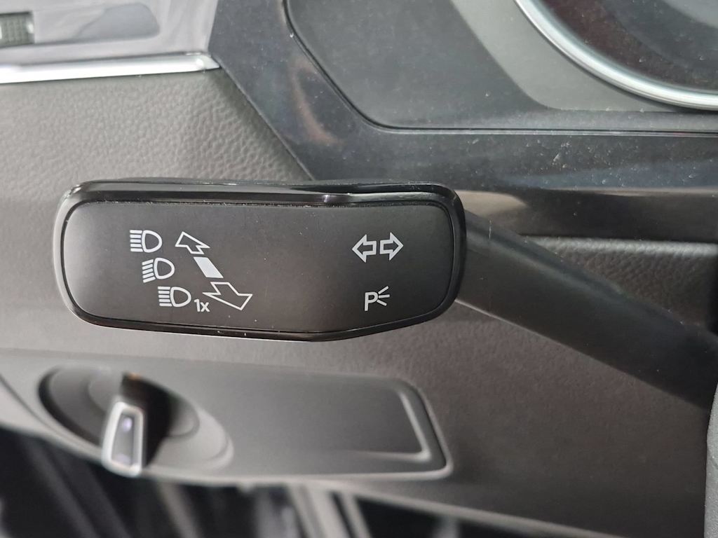 Thumbnail: 2019 Volkswagen Tiguan - 34