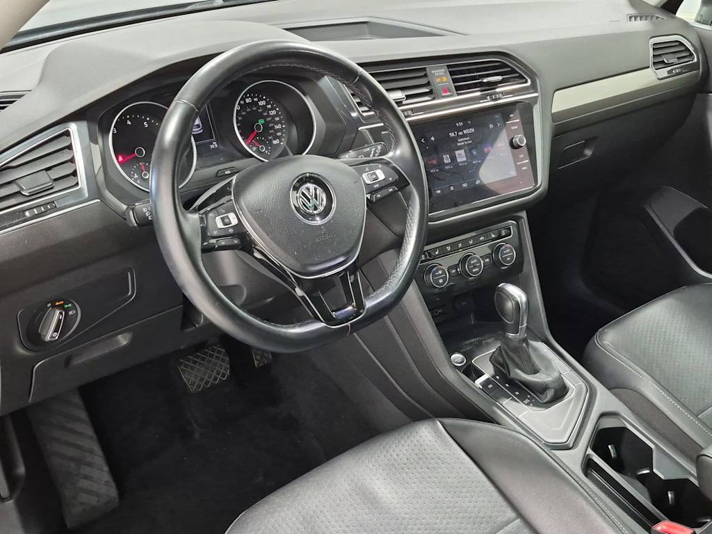 Thumbnail: 2019 Volkswagen Tiguan - 2