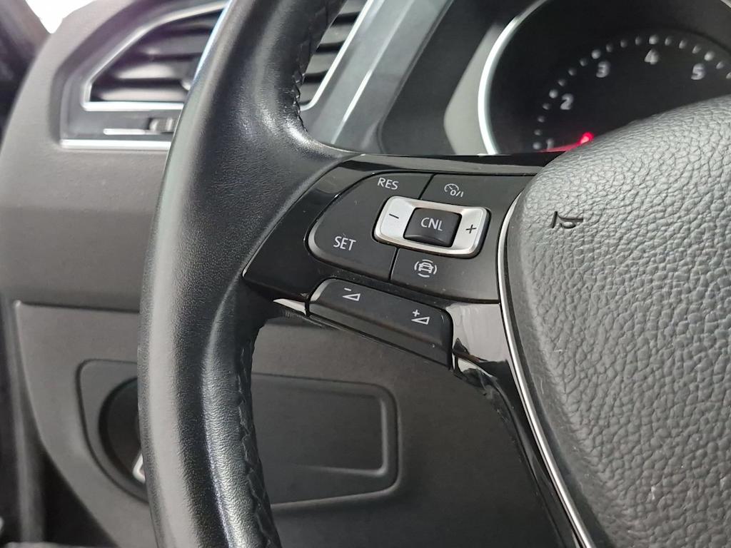 Thumbnail: 2019 Volkswagen Tiguan - 31