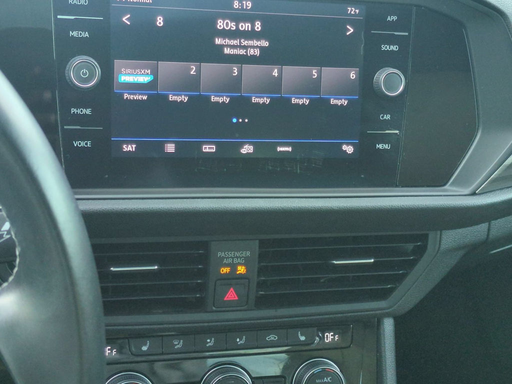 Thumbnail: 2019 Volkswagen Jetta - 14