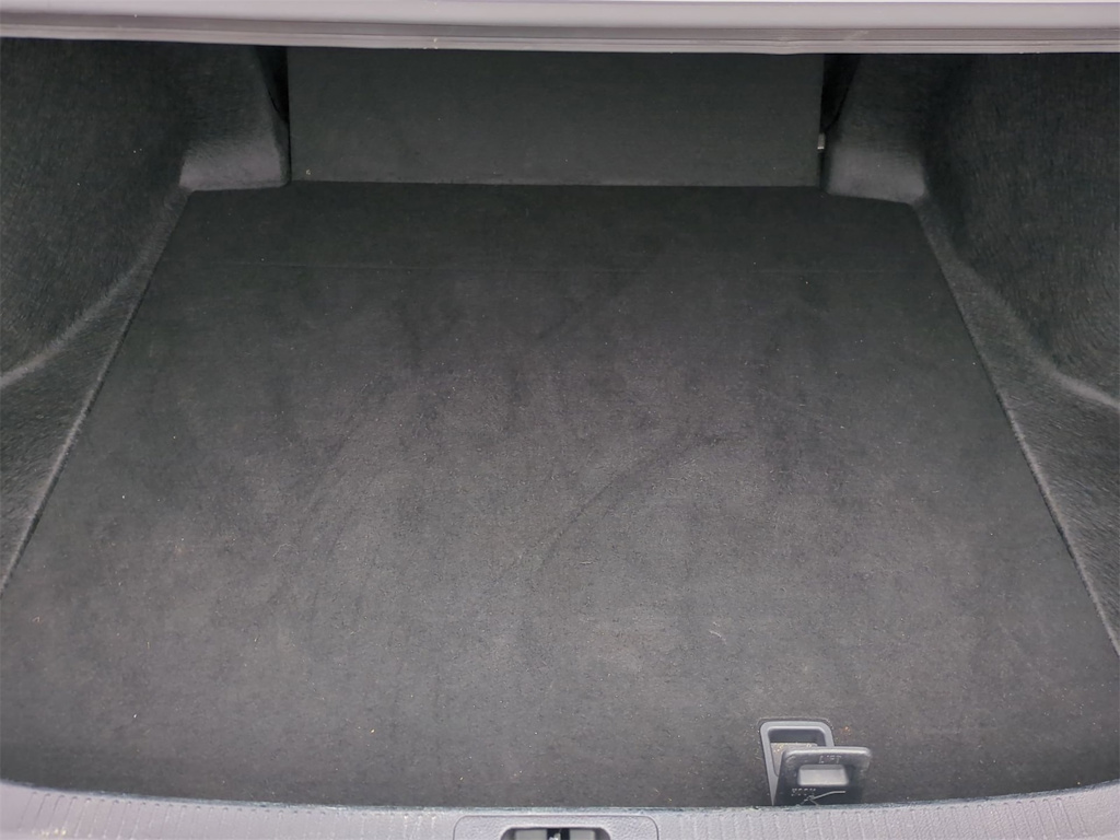 Thumbnail: 2023 Toyota Camry - 16