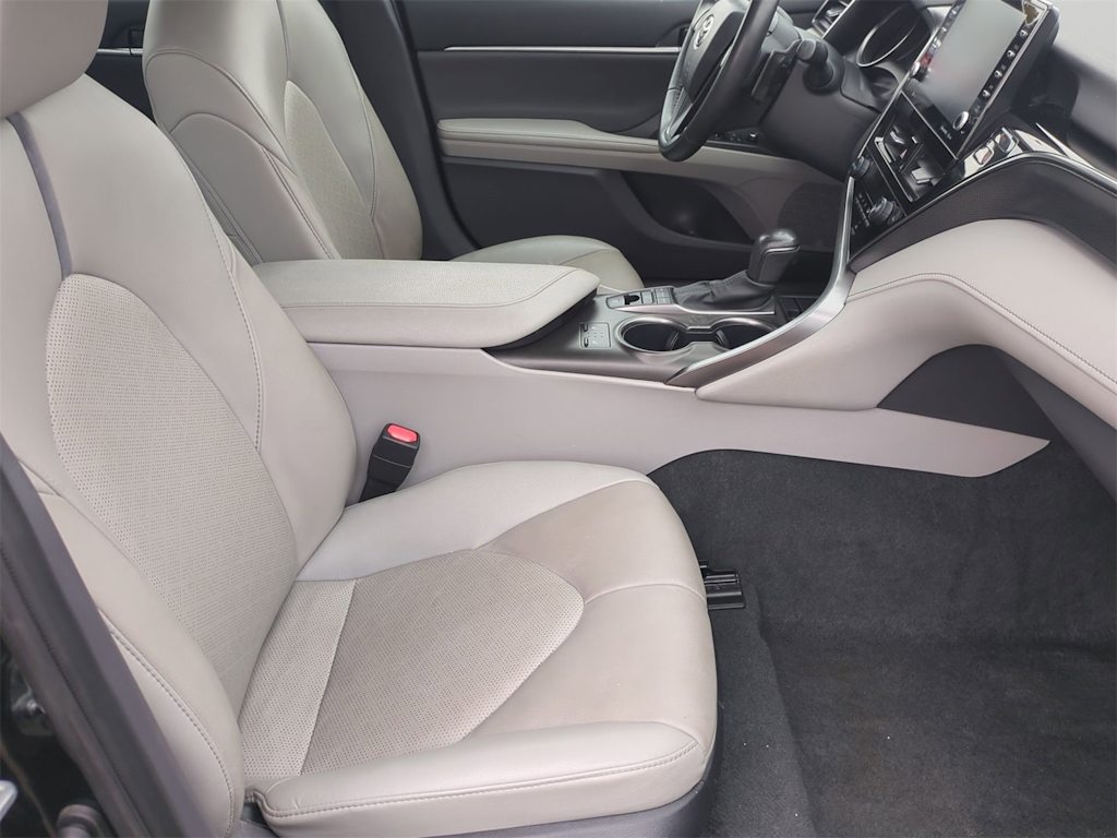 Thumbnail: 2023 Toyota Camry - 11