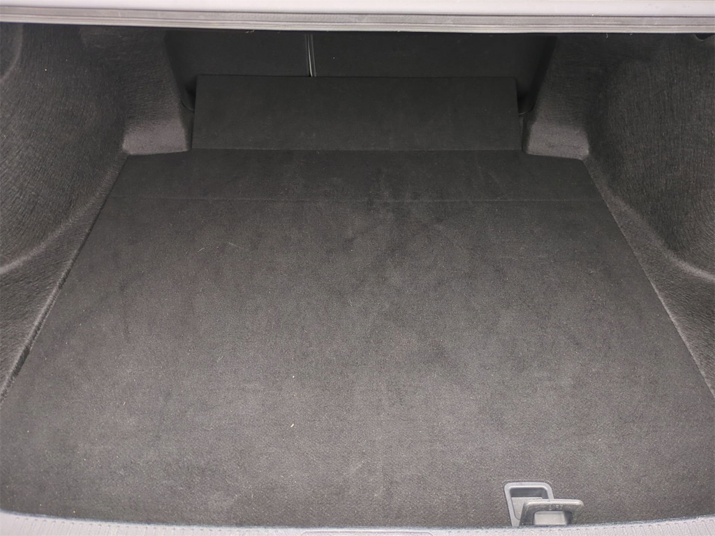 Thumbnail: 2023 Toyota Camry - 17