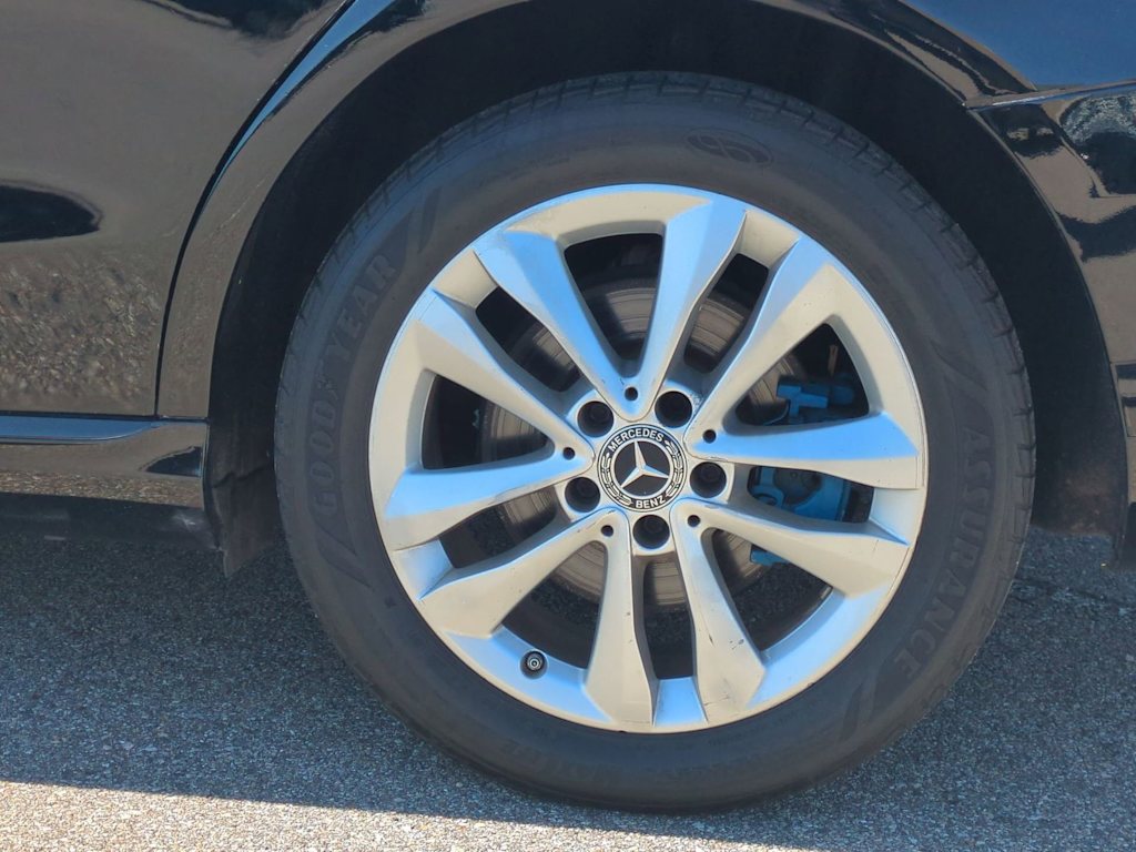 Thumbnail: 2019 Mercedes-Benz C-Class - 8