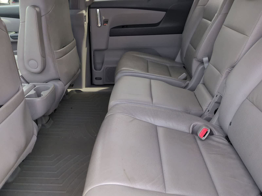 Thumbnail: 2015 Honda Odyssey - 12