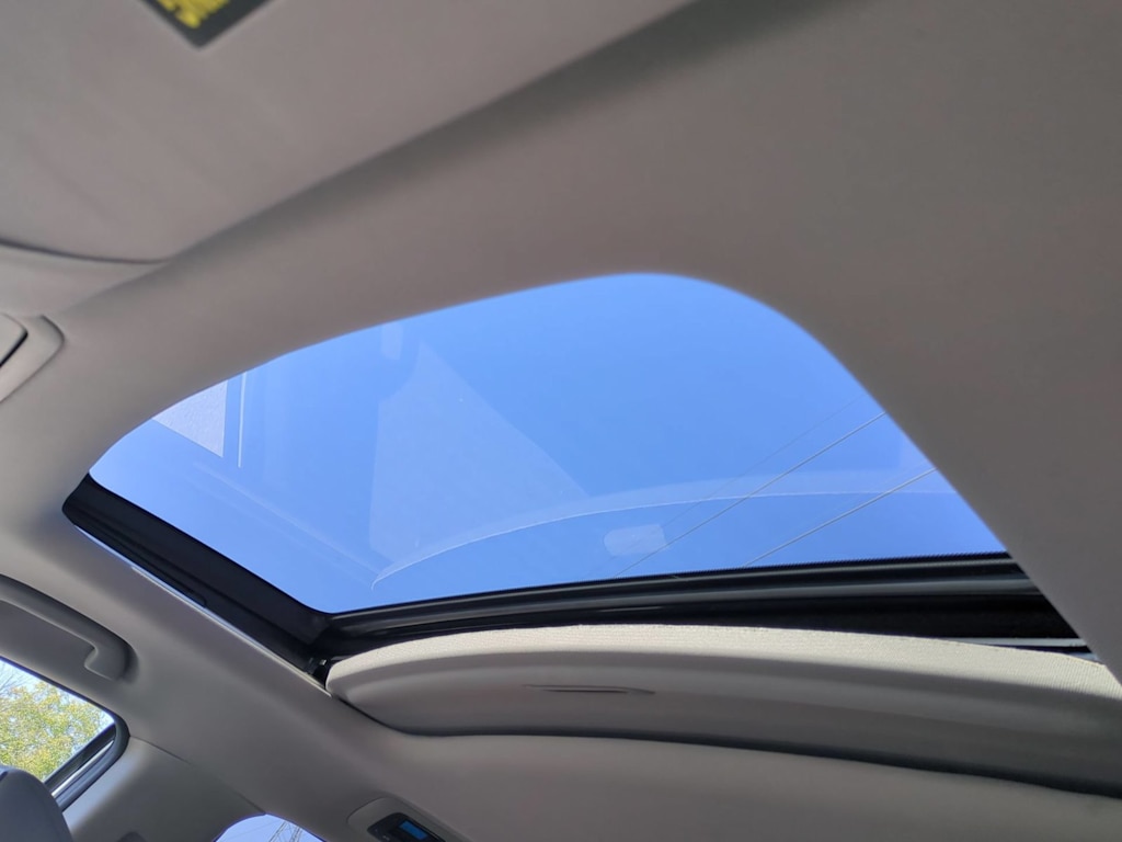 Thumbnail: 2012 Honda Odyssey - 26