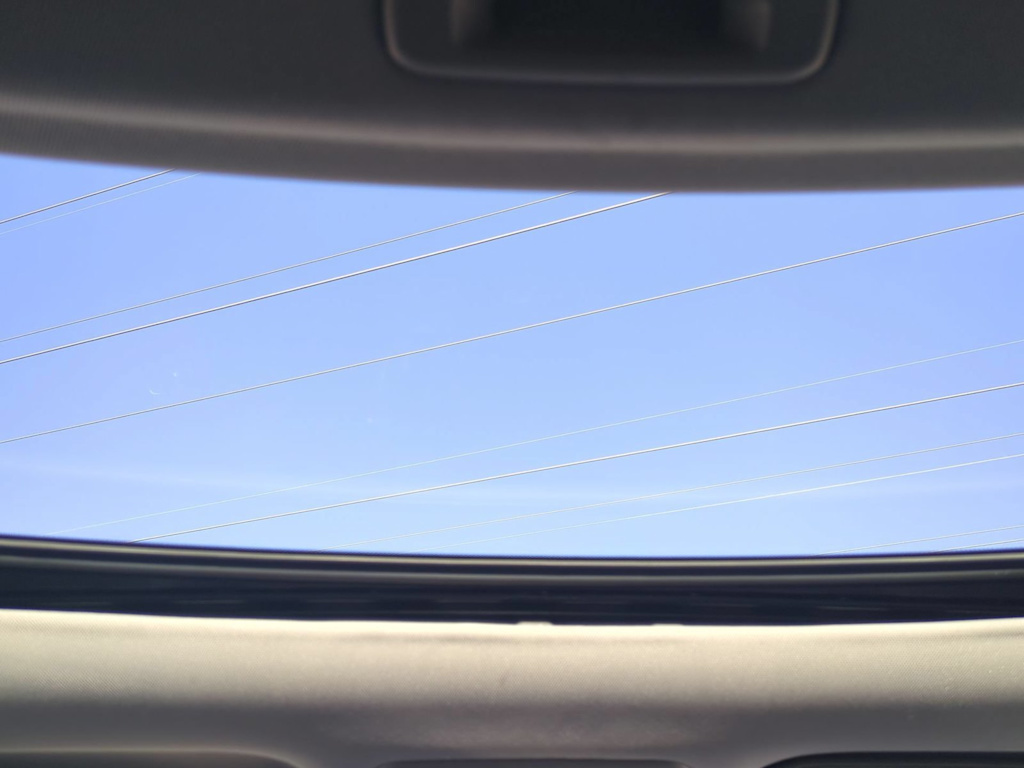 Thumbnail: 2012 Honda Odyssey - 27