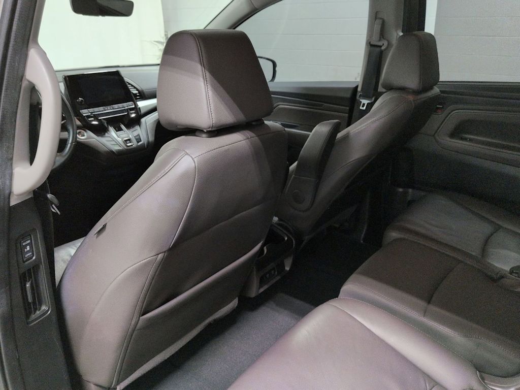 Thumbnail: 2018 Honda Odyssey - 13