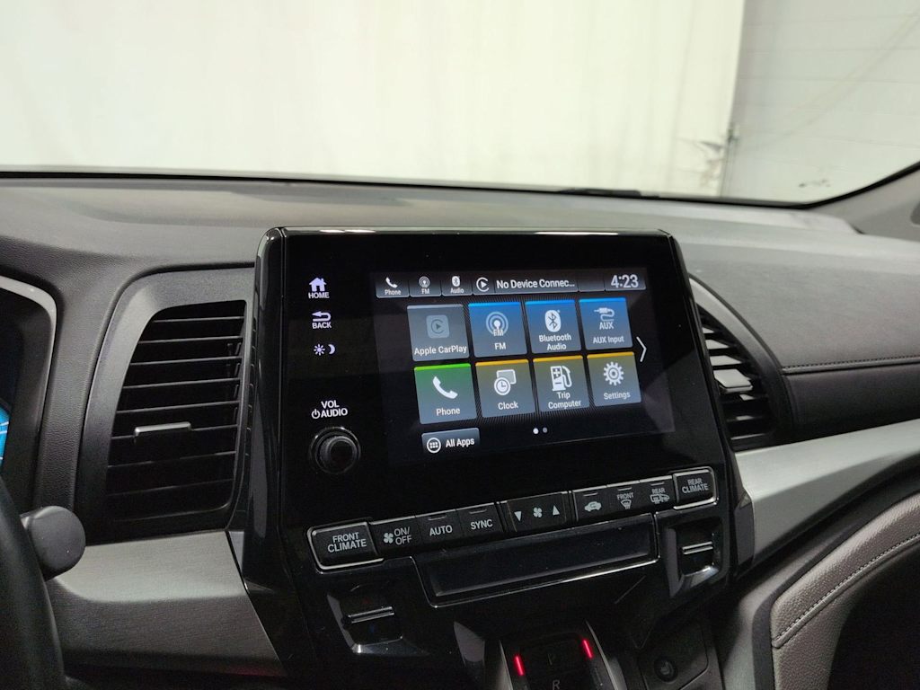 Thumbnail: 2018 Honda Odyssey - 15
