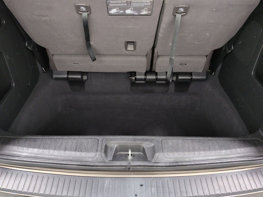 Thumbnail: 2018 Honda Odyssey - 17