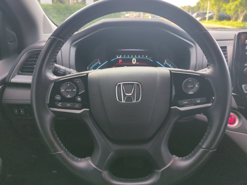 Thumbnail: 2018 Honda Odyssey - 13