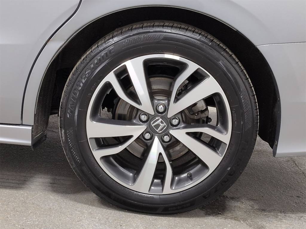 Thumbnail: 2023 Honda Odyssey - 8