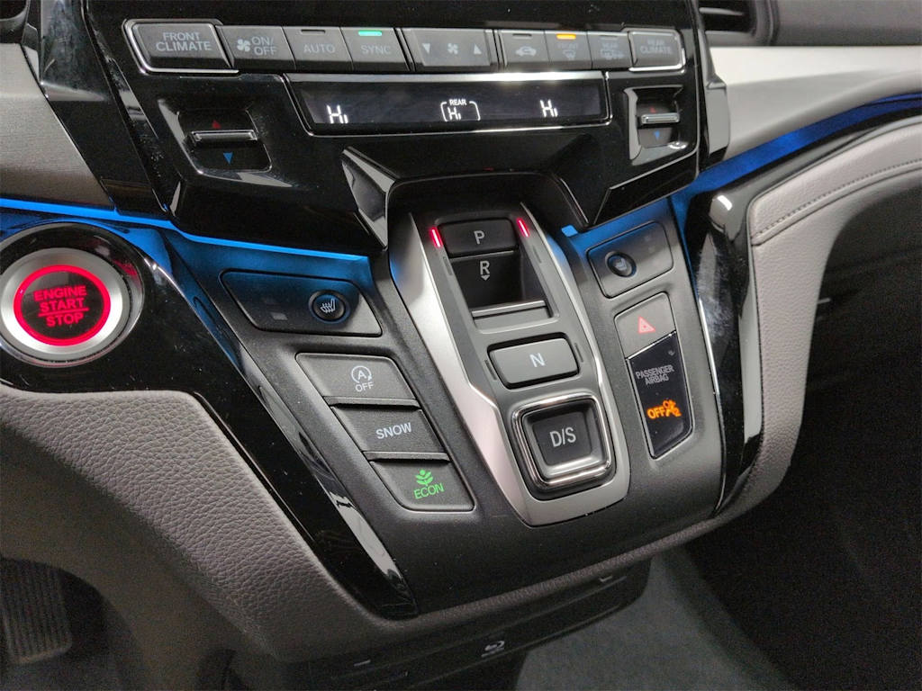 Thumbnail: 2023 Honda Odyssey - 16