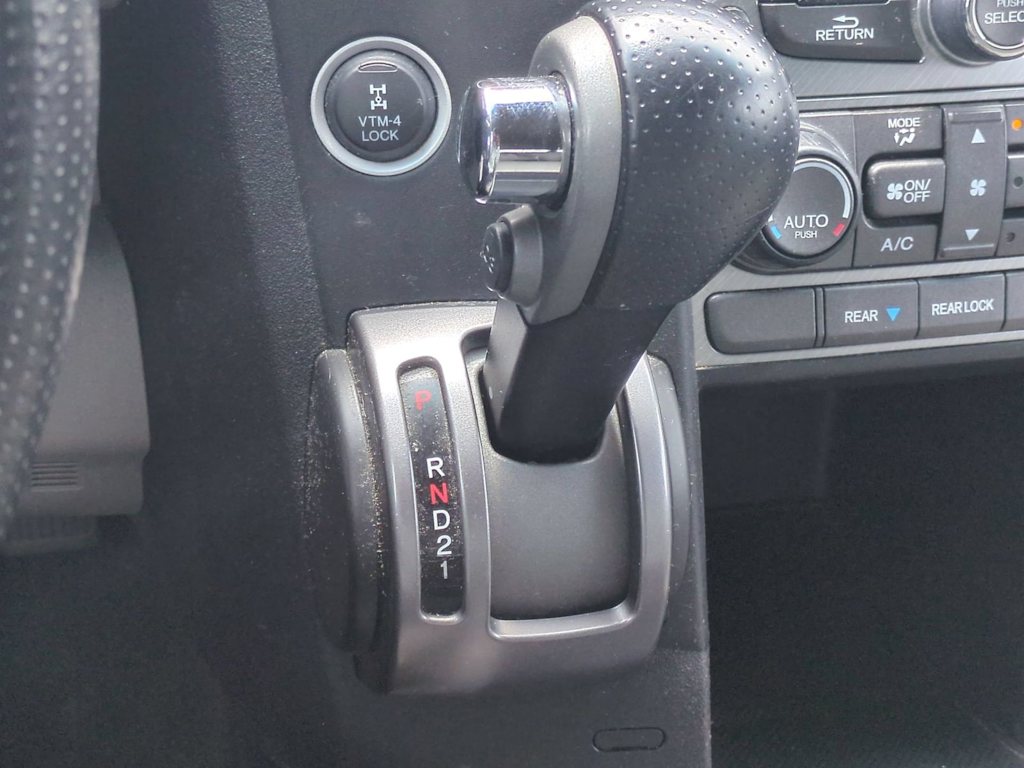 Thumbnail: 2015 Honda Pilot - 15