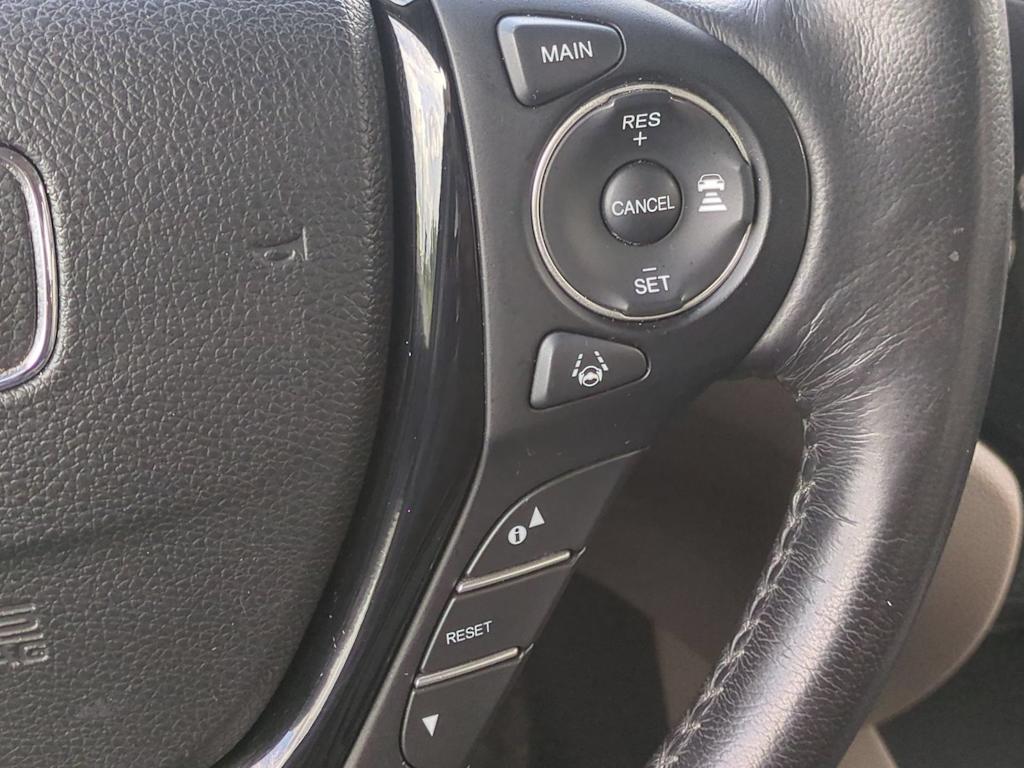 Thumbnail: 2016 Honda Pilot - 31