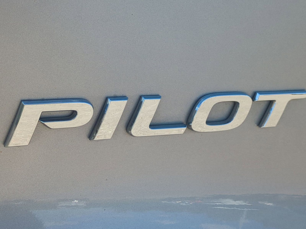Thumbnail: 2019 Honda Pilot - 25