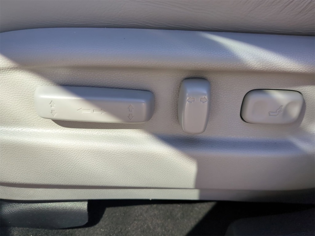 Thumbnail: 2021 Honda Pilot - 26