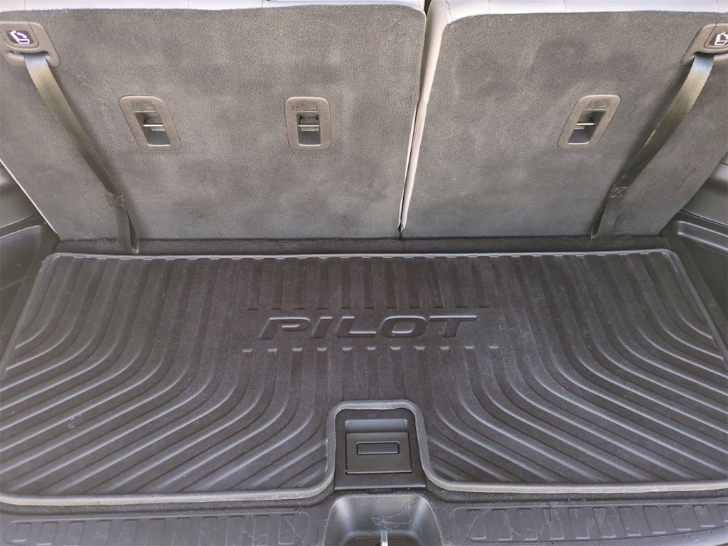 Thumbnail: 2021 Honda Pilot - 17