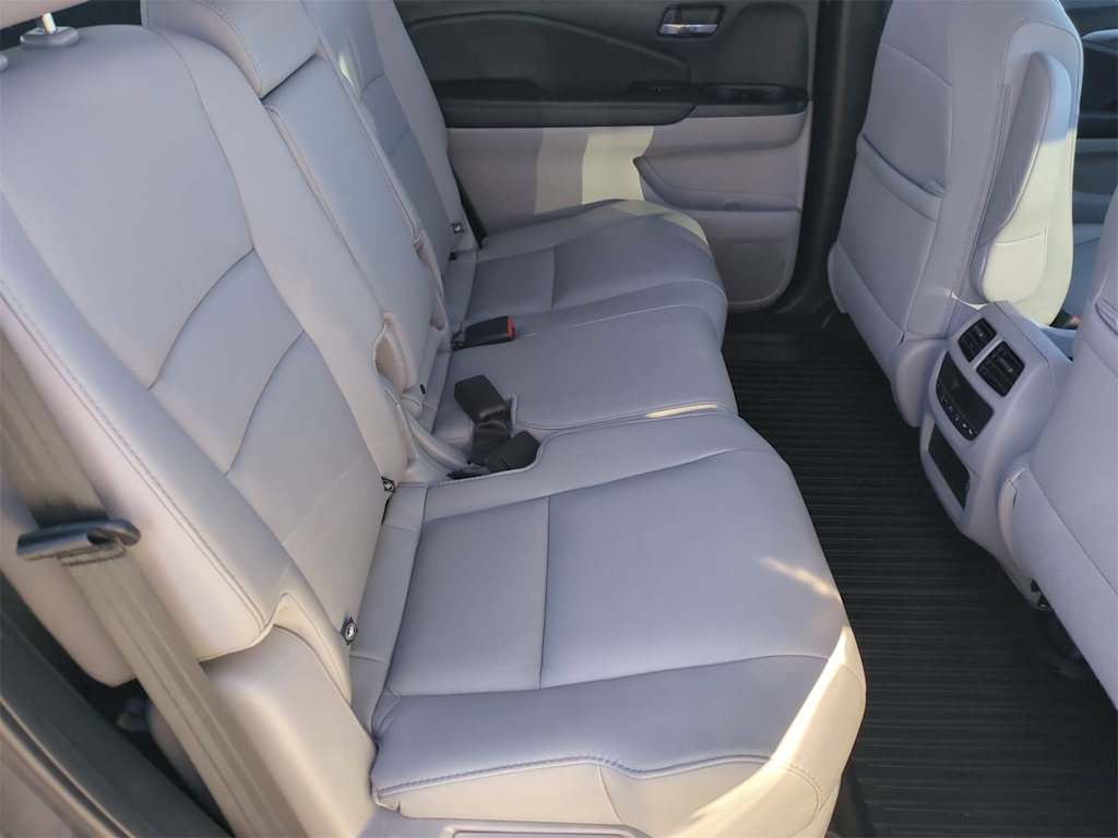 Thumbnail: 2021 Honda Pilot - 11