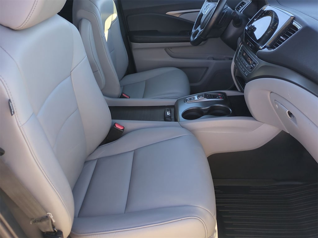 Thumbnail: 2021 Honda Pilot - 30