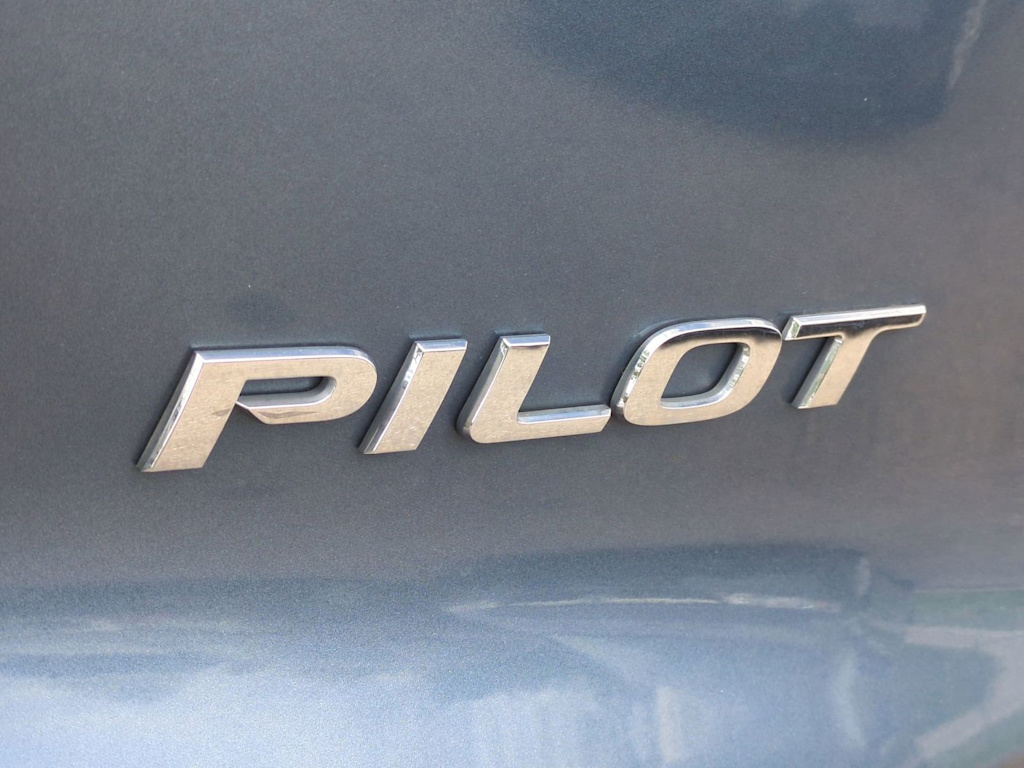 Thumbnail: 2016 Honda Pilot - 24
